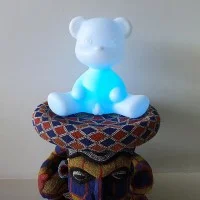 Qeeboo Teddy Boy Lampada da Tavolo RGB a Batteria By Giovannoni