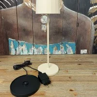 Logica Base di Ricarica a Contatto per Lampada Twiggy Less