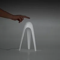 Martinelli Cyborg Lampada LED da Tavolo con Sensore By Karim Rashid