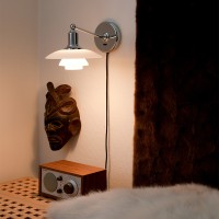 Louis Poulsen PH 2/1 Wall in Opaline Glass By Poul Henningsen