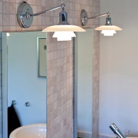 Louis Poulsen PH 2/1 Wall in Opaline Glass By Poul Henningsen