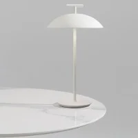 Kartell Mini Geen-A Lampada LED da Tavolo By Ferruccio Laviani