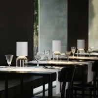 Luceplan Nui Mini Lampada LED a Batteria in Vetro per Esterno