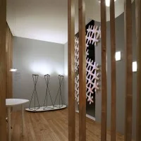 Luceplan Tango Lampada LED da Terra Triangolare Modulabile Luceplan Tango Lampada LED da Terra Triangolare Modulabile