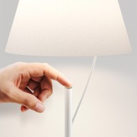Lodes HOVER Lampada LED da Tavolo Fluttuante By YOY Studio