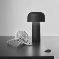 Flos Bellhop Lampada da Tavolo LED 2.5W 2700K ricaricabile USB 24 ore autonomia