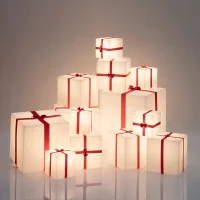 Slide Design Merry Cubo Pacco Natalizio Luminoso Decorativo a LED