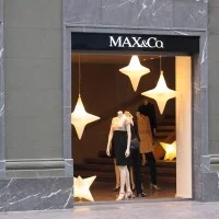 Slide Design SIRIO LED Light Christmas Star by Giò Colonna