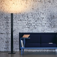 Artemide ILIO Lampada LED da Terra Tubolare By Ernesto Gismondi