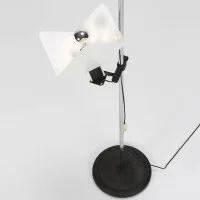 Stilnovo Triedro Lampada LED da Terra Regolabile By Joe Colombo