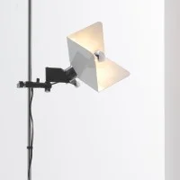 Stilnovo Triedro Lampada LED da Terra Regolabile By Joe Colombo