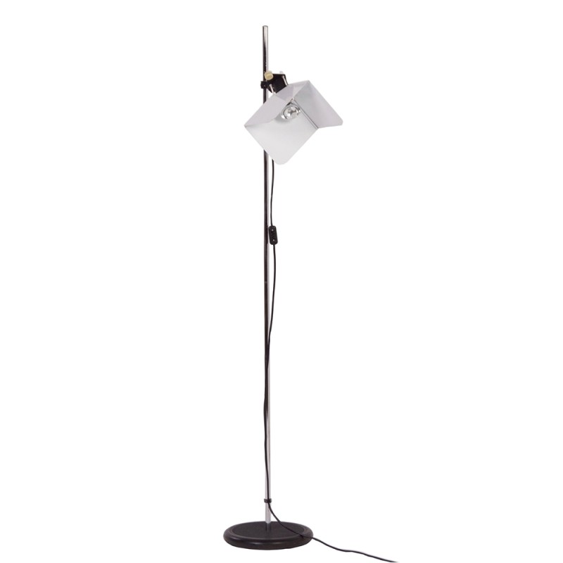 Stilnovo Triedro Lampada LED da Terra Regolabile By Joe Colombo Stilnovo Triedro Lampada LED da Terra Regolabile By Joe Colombo