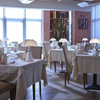 Martinelli Luce Minipipistrello Cordless Ricaricabile By Gae Aulenti