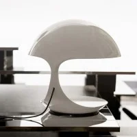 Martinelli Luce Cobra Lampada da Tavolo Bianco By Elio Martinelli 1968