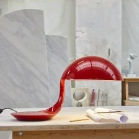 Martinelli Luce Cobra Lampada da Tavolo Rosso 50° Anniversario