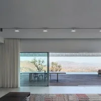 Flos ZERO TRACK Binario Elettrificato a Superficie da Soffitto/Parete Flos ZERO TRACK Binario Elettrificato a Superficie da Soffitto/Parete