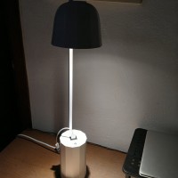 Prandina Novia T1 Lampada da Tavolo Ottagonale con Presa USB