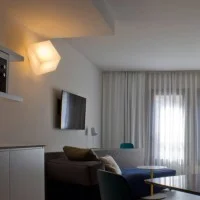Artemide Edge Cubic Ceiling or Wall Lamp Dimmable IP65