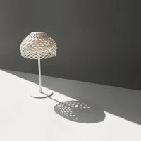 Flos Tatou T1 Lampada da Tavolo a Luce Diffusa in Policarbonato