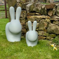 Qeeboo Rabbit Large Lampada LED RGB a Batteria per Esterno