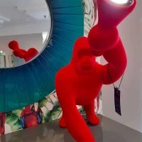 Qeeboo Kong XS Velvet Gorilla LED da Tavolo in Velluto