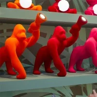 Qeeboo Kong XS Velvet Gorilla LED da Tavolo in Velluto
