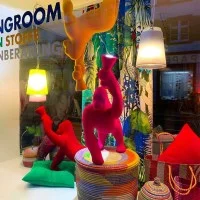 Qeeboo Kong XS Velvet Gorilla LED da Tavolo in Velluto