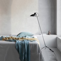 Astep VV Cinquanta Lampada da Terra Elegante con Riflettore Regolabile
