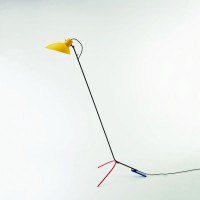 Astep VV Cinquanta Lampada da Terra Elegante con Riflettore Regolabile