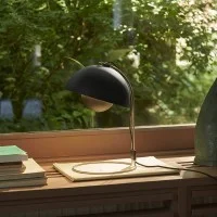 &Tradition Flowerpot VP4 Adjustable Table Lamp