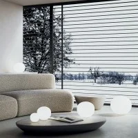 Lodes Volum lampada sferica in vetro da tavolo