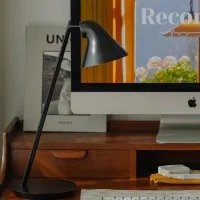 Louis Poulsen NJP Mini Lampada LED Dimmerabile da Tavolo