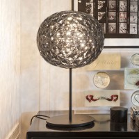 Kartell Planet High lampada da tavolo con stelo