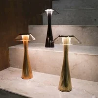 Kartell Space lampada led a batteria ricaricabile