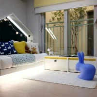 Qeeboo Rabbit Chair Baby sedia decorativa Qeeboo Rabbit Chair Baby sedia decorativa