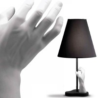 Fontana Arte Mano lampada da tavolo