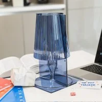 Kartell Take lampada da tavolo