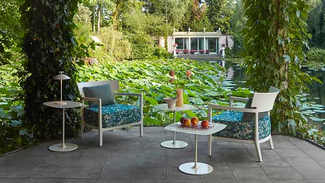 Tables and coffee tables
